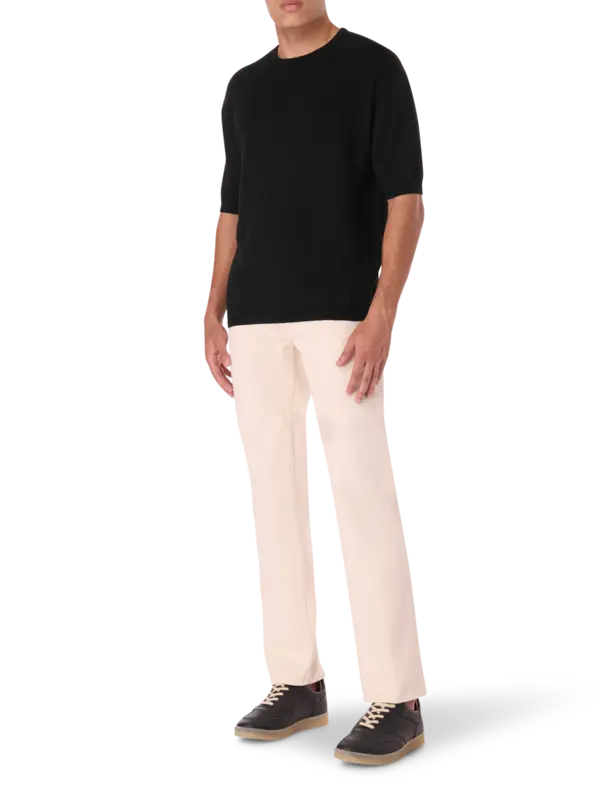 بنطال فضفاض بقصة أرجل مستقيمة