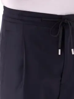 بنطال سهل الارتداء