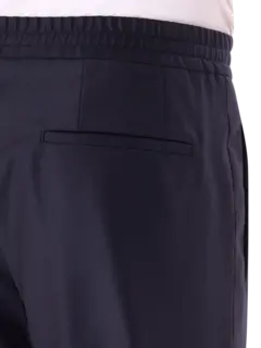 بنطال سهل الارتداء