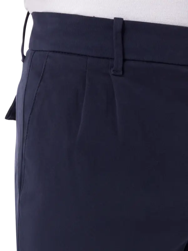 بنطال بينسيس