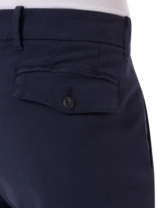 بنطال بينسيس