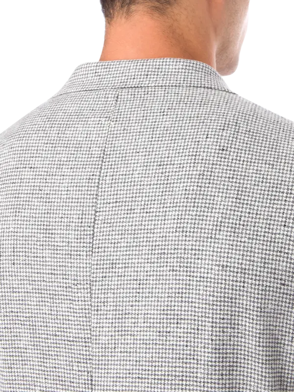 جاكيت بصف واحد من الأزرار