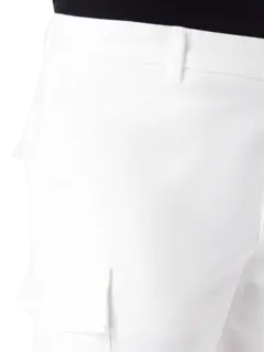 بنطال كارجو بقصة ضيقة من أعلى وضيقة من أسفل