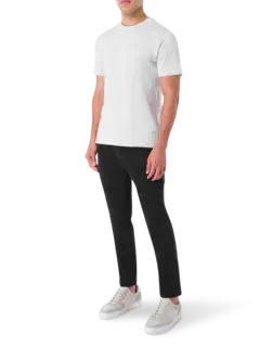 تيشرت بأطراف متباينة