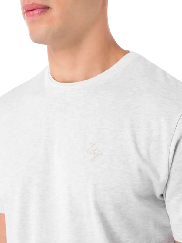 تيشرت بأطراف متباينة