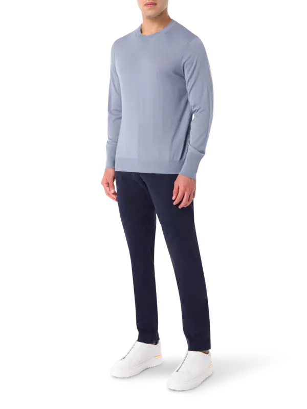 سترة برقبة دائرية