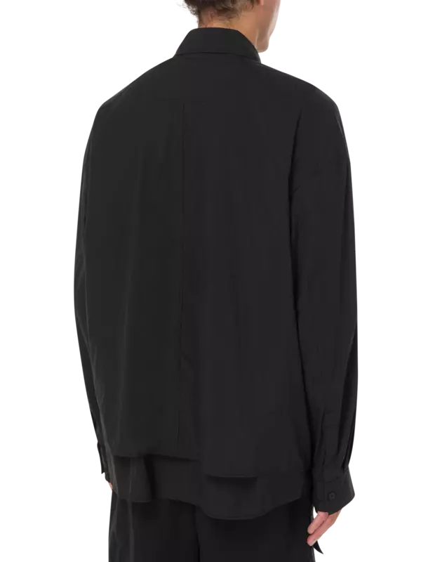 قميص متعدد الطبقات