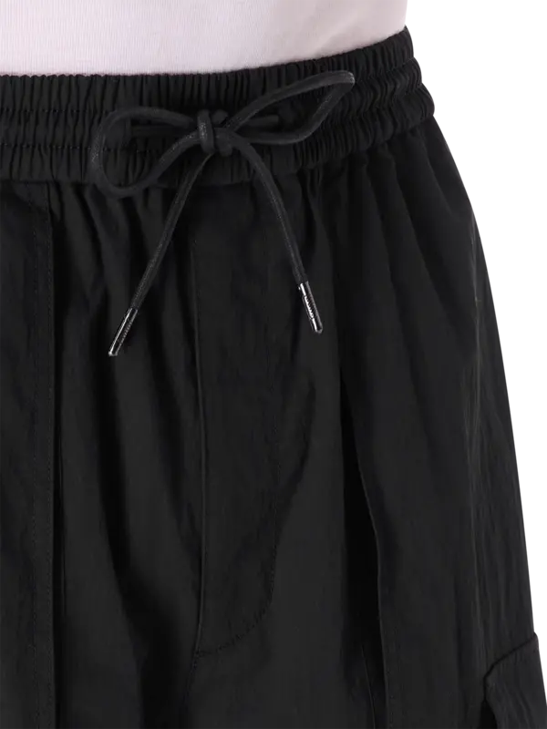 /original/JC5221P32_JUNJ_5 Black_4.png_convert-600x800