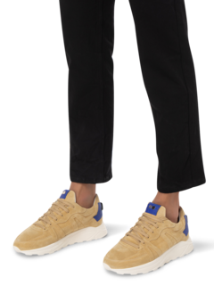 Running Jet Low Top Sneaker
