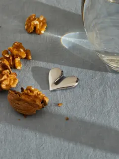 Nut Splitter Walnut Opener