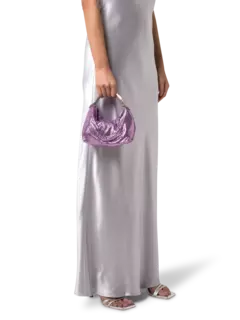 حقيبة جيل من القماش الشبكي بلون معدني