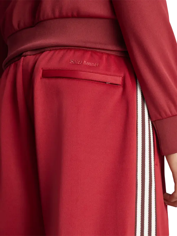 /original/JM8211_ADDS_Red_5.png_convert-600x800