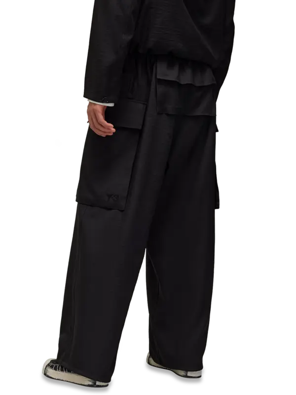 /original/JN4908_Y-3_BLACK_3 .png_convert-600x800