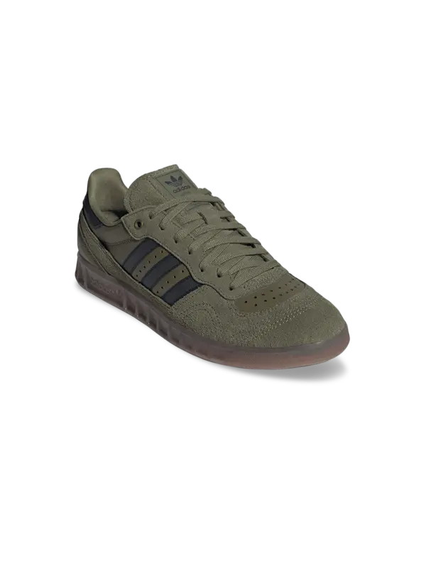 /original/JR4294_M_ADDS_Focoli_Car_2.png_convert-600x800