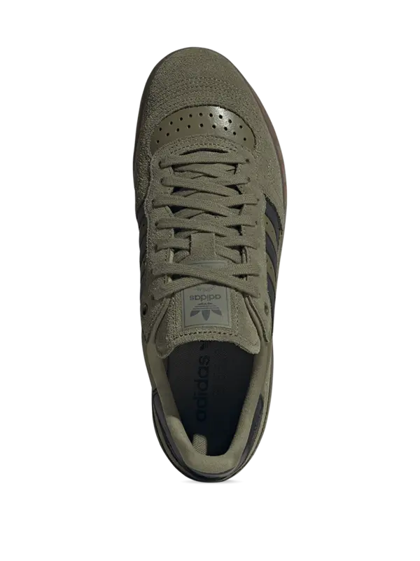 /original/JR4294_M_ADDS_Focoli_Car_5.png_convert-600x800