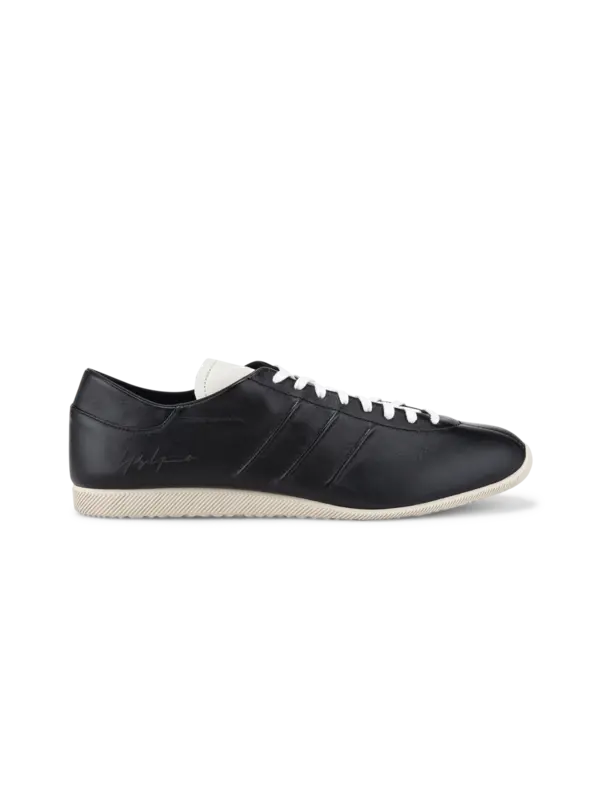 /original/JS1111_Y-3_Black_1.png_convert-600x800