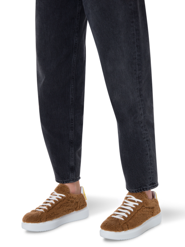 /original/JS32B50025_JOSH_BROWN_2.png_convert-600x800