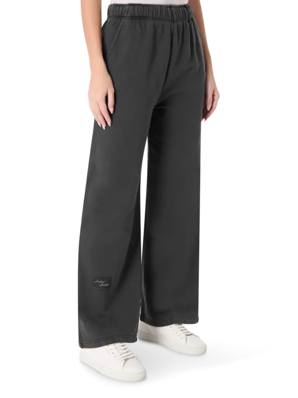 بنطال رياضي خفيف مزين بعبارة "I Love Fries"