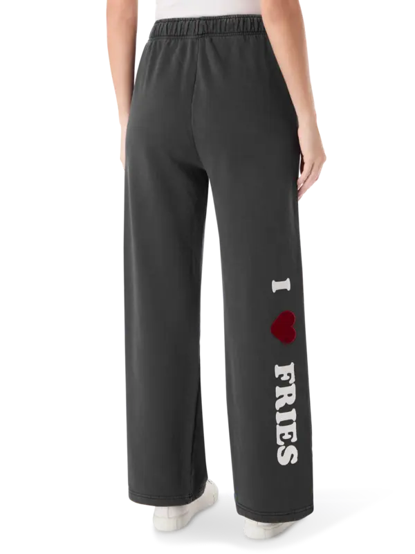 بنطال رياضي خفيف مزين بعبارة "I Love Fries"