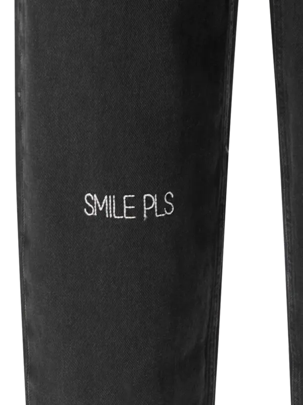 بنطال جينز باهت مزين بعبارة "Smile Pls"