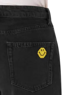 بنطال جينز باهت مزين بعبارة "Smile Pls"