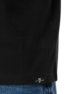 تيشيرت لوكس بيرفورمانس