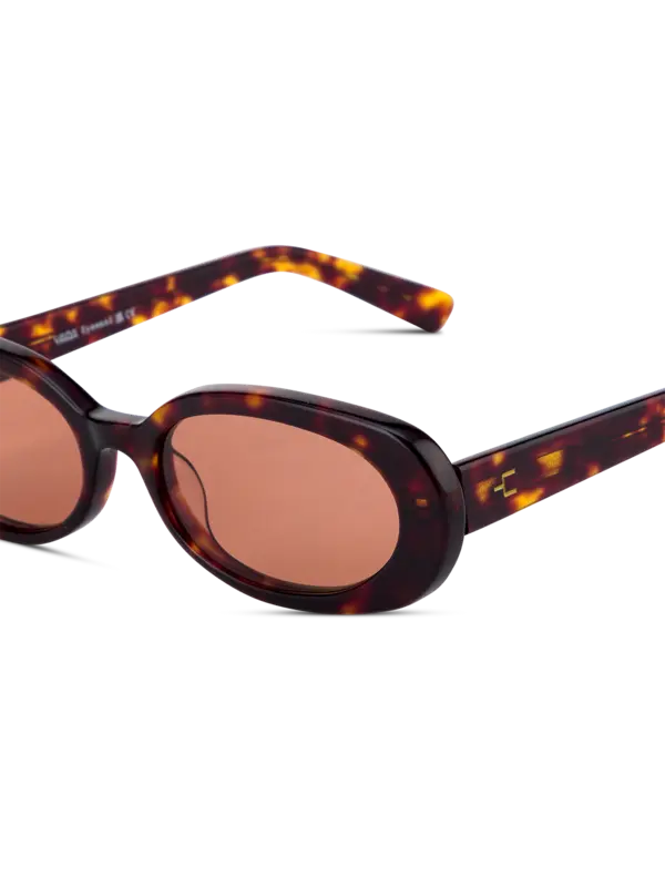 /original/JULIA_EYEC_Ddemibrown_5.png_convert-600x800