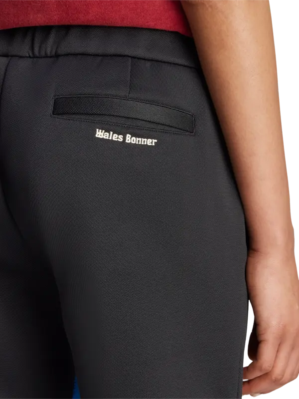 /original/JW6246_ADDS_Black_5.png_convert-600x800