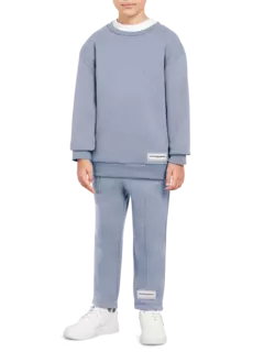 بنطال رياضي خفيف للركض للأطفال بقصة واسعة من الأعلى تضيق على الكاحل