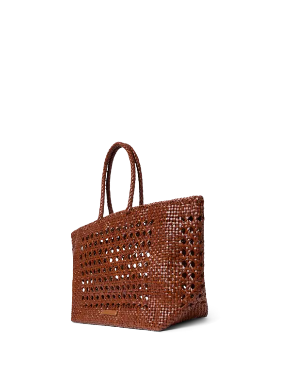 /original/KLARA_2_LORA_Saddle Opn_4.png_convert-600x800