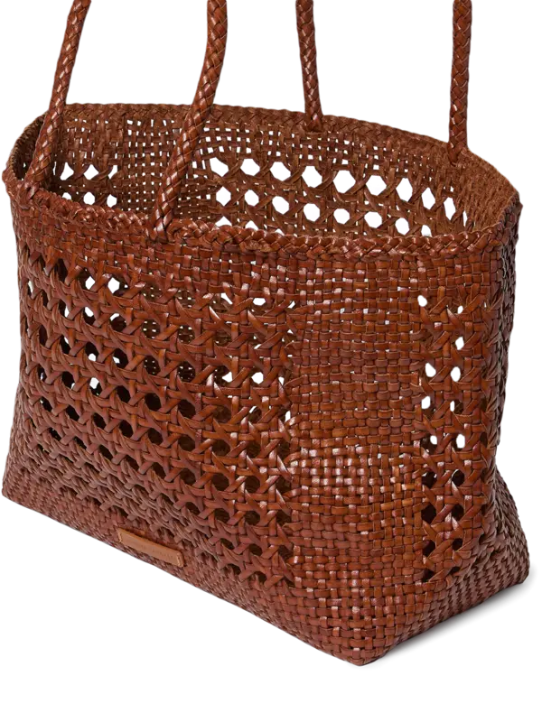 /original/KLARA_2_LORA_Saddle Opn_5.png_convert-600x800