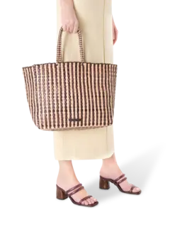 /original/KLARA_LORA_Brown_2.png_convert-240x320