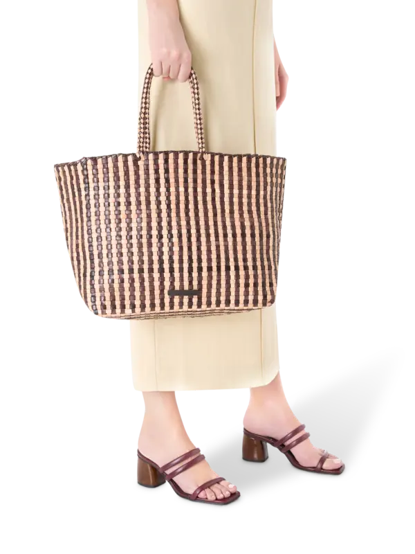 /original/KLARA_LORA_Brown_2.png_convert-600x800