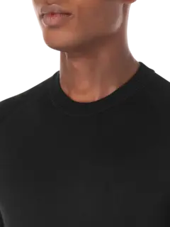 سترة بفتحة رقبة مستديرة