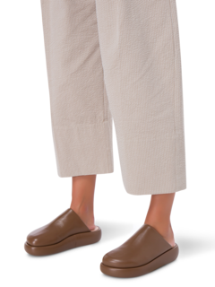 /original/Kateyoung0001_ILIO_4500 Brown_5.png_convert-240x320