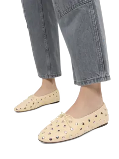 /original/LANDON_LORA_Swet Buttr_2.png_convert-240x320