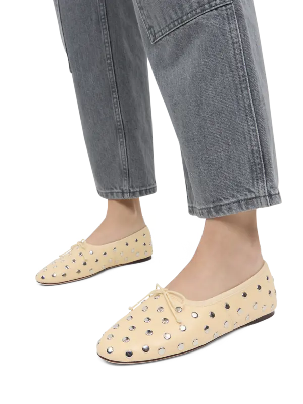 /original/LANDON_LORA_Swet Buttr_2.png_convert-600x800