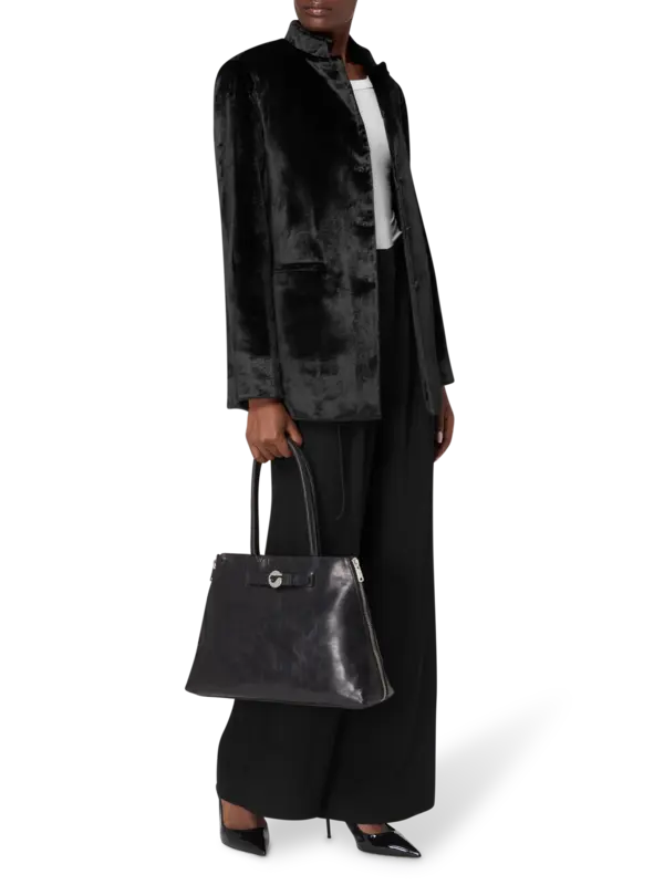 /original/LARA_LOUL_Black_2.png_convert-600x800