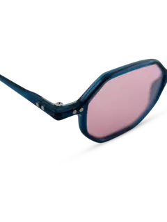 /original/LAUREN_EPYP_BlueSilver_2.png_convert-240x320