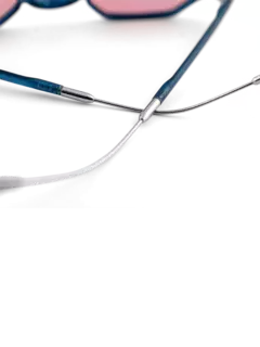 /original/LAUREN_EPYP_BlueSilver_3.png_convert-240x320