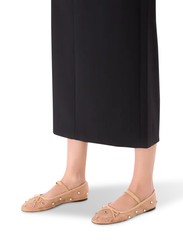 /original/LEONIEBEIG_LORA_Beige_2.png_convert-600x800