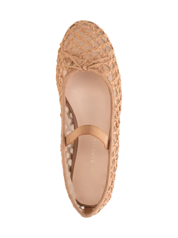 /original/LEONIEBRWN_LORA_Brown_5.png_convert-600x800