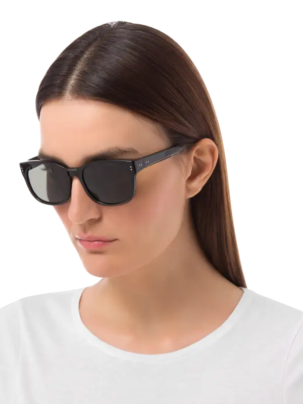 نظارة شمسية سيدريك بإطار على شكل حرف D