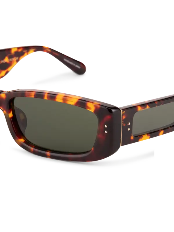 /original/LFL1419C2SUN_LFRW_Dark T-She_5.png_convert-600x800