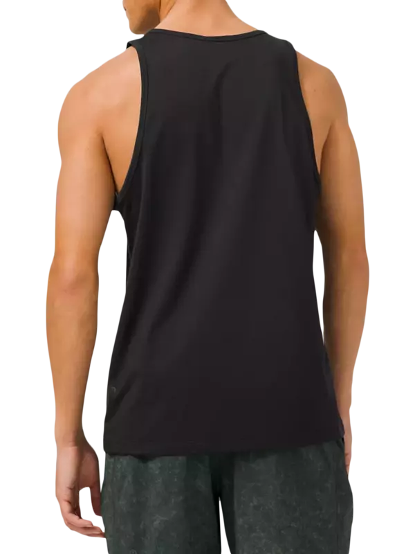 فيست ذا فاندمنتال بدون أكمام