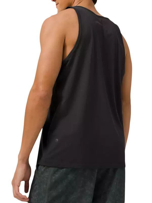 فيست ذا فاندمنتال بدون أكمام