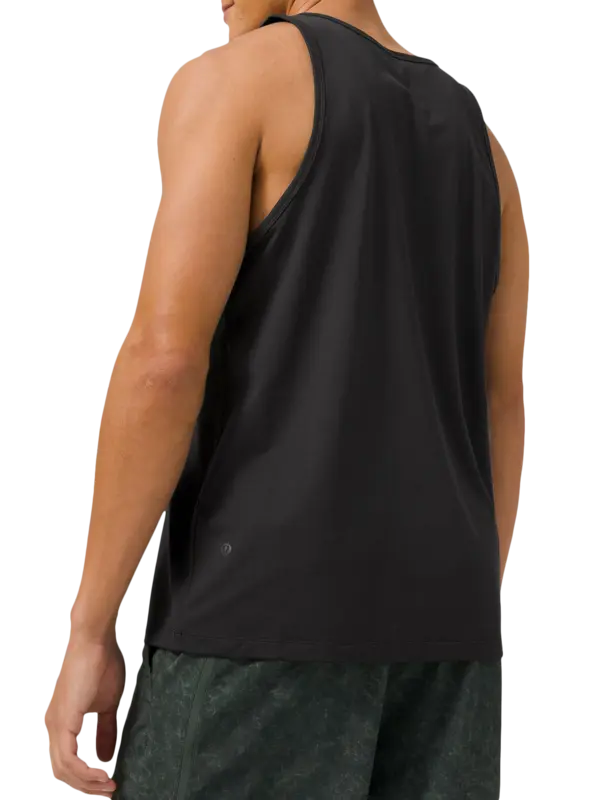 فيست ذا فاندمنتال بدون أكمام