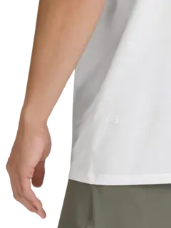 فيست ذا فاندمنتال بدون أكمام