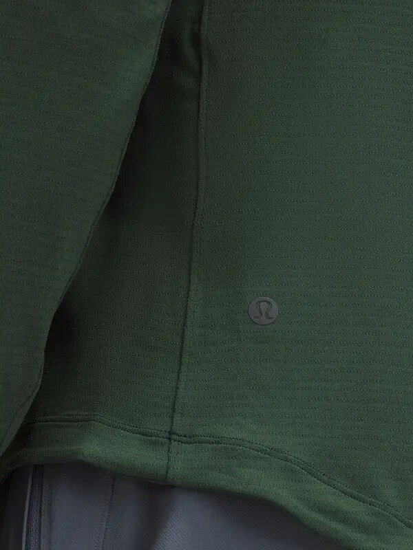 هودي من تشكيلة لايسنس تو ترين