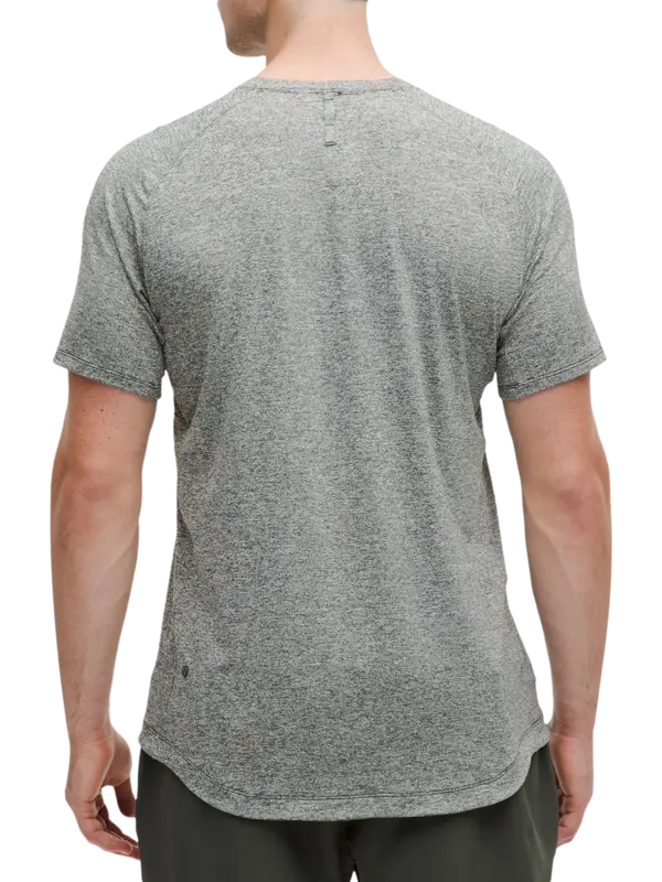 /original/LM3EJVS_050321_LULU_50321_3.png_convert-600x800